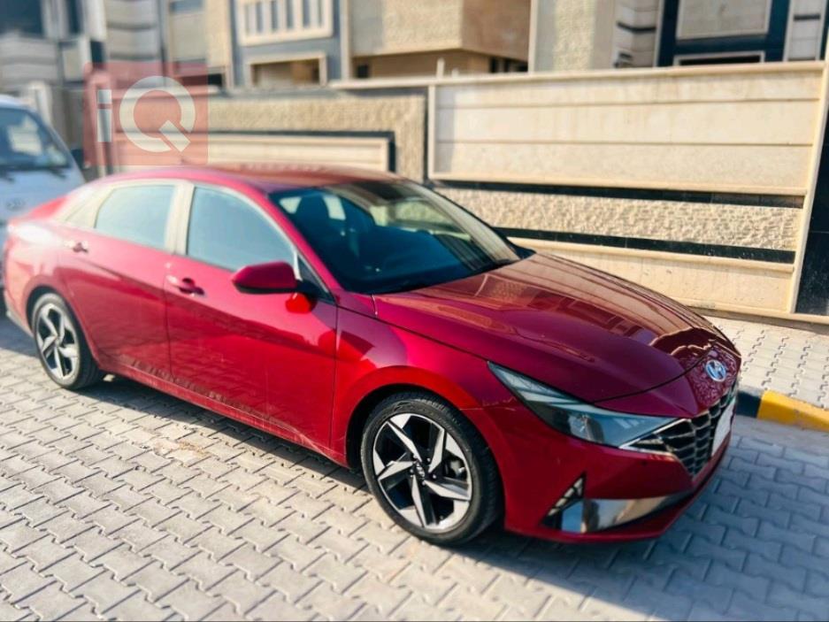 هیوندای ئەلەنترا